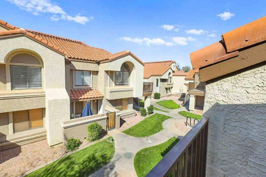 The Cool Cactus Condo With Pool And Jacuzzi 坦培 外观 照片