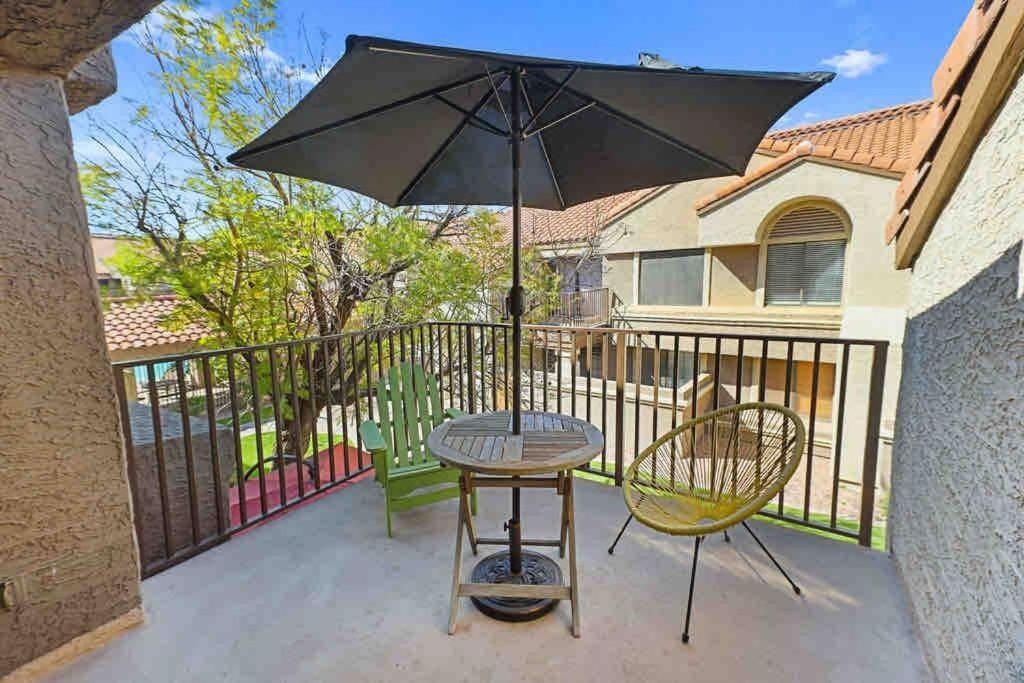 The Cool Cactus Condo With Pool And Jacuzzi 坦培 外观 照片